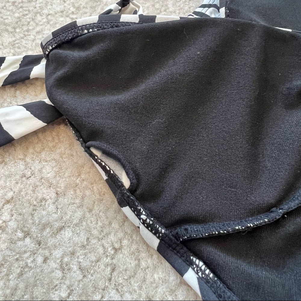OLD NAVY Zebra Print One Piece Bathing Suit—SZ. Small - Picture 9 of 9